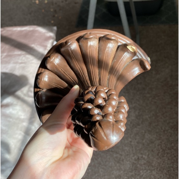 Brown and tan wall shelf - Picture 6 of 6